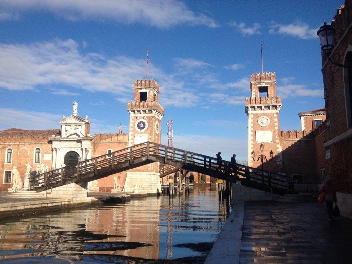 如何注冊法國公司？注冊法國公司有什么優勢呢？  